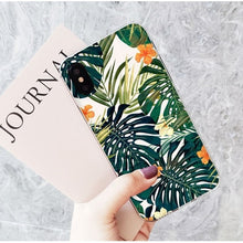 Load image into Gallery viewer, Palm tree Leaves cases
